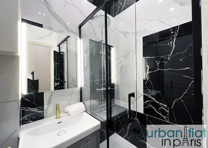 Urban Flat 188 - Sublime 4 Bedroom In *